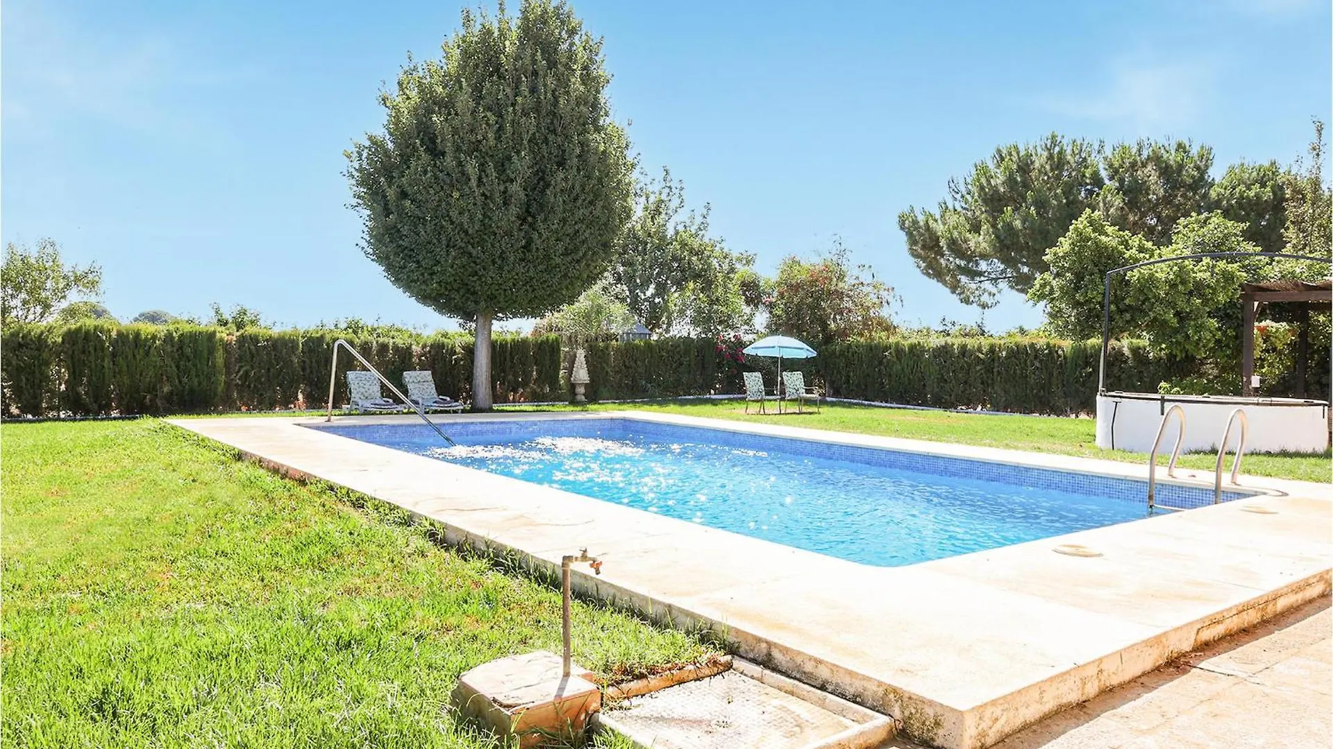 Cozy Home In Utrera With Swimming Pool Spain